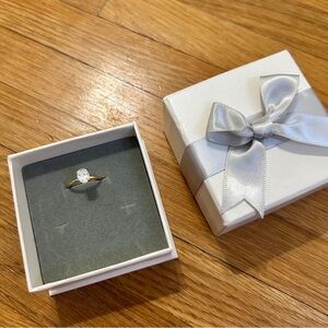 travel engagement wedding ring size 6